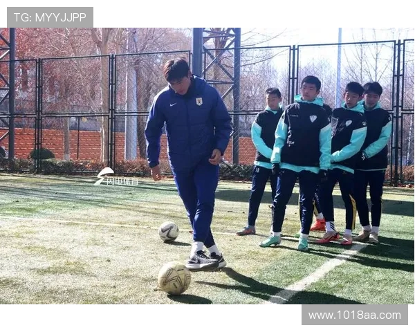 足球运动对青少年的成长与品格塑造影响