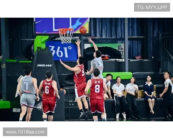 CBA篮球赛与中国足球的关系：两项运动的互动发展